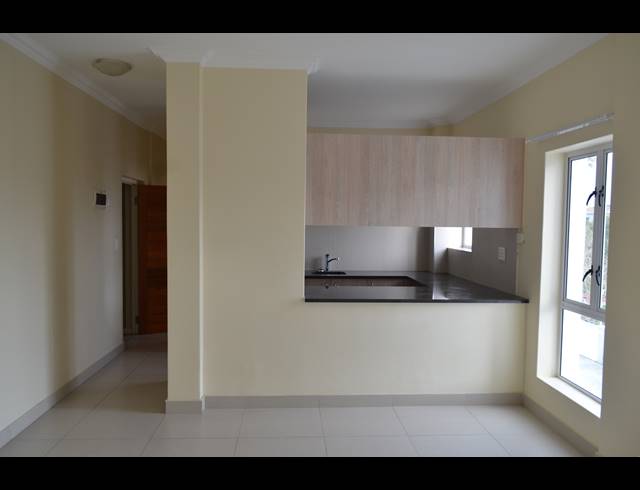 1 BEDROOM APARTMENT TO LET IN STRAND NORTH